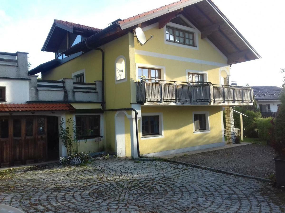 Ferienwohnung Wiesmuehlstrasse Генндорф-ам-Валлерзе Екстер'єр фото